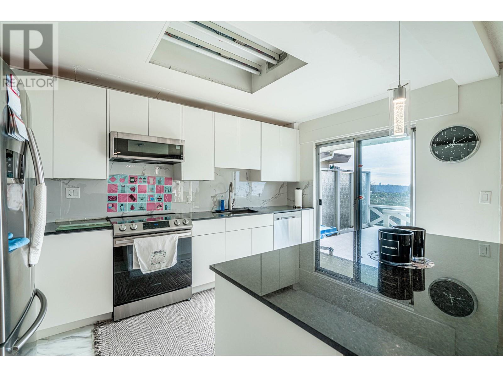 Property at 2150 NELSON AVENUE image 4