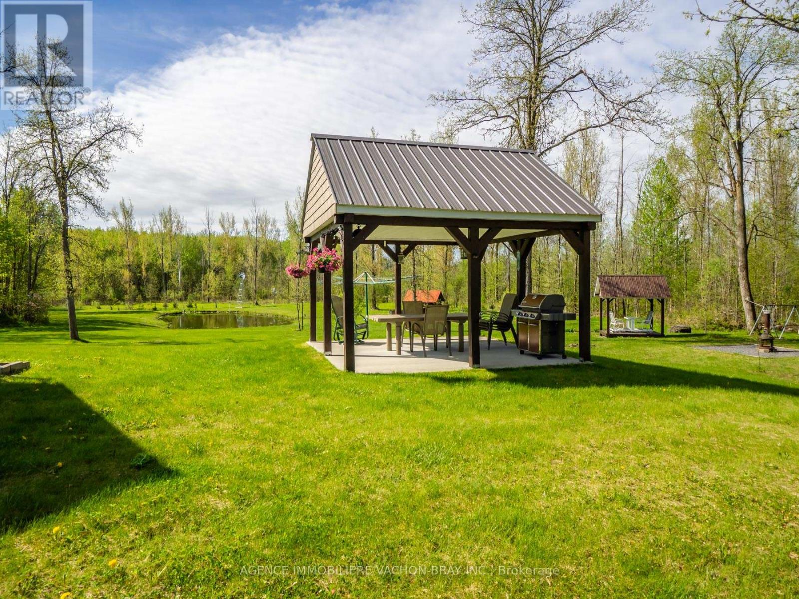18668 Concession 2 Road, North Glengarry, Ontario  K0C 1B0 - Photo 22 - X12000227