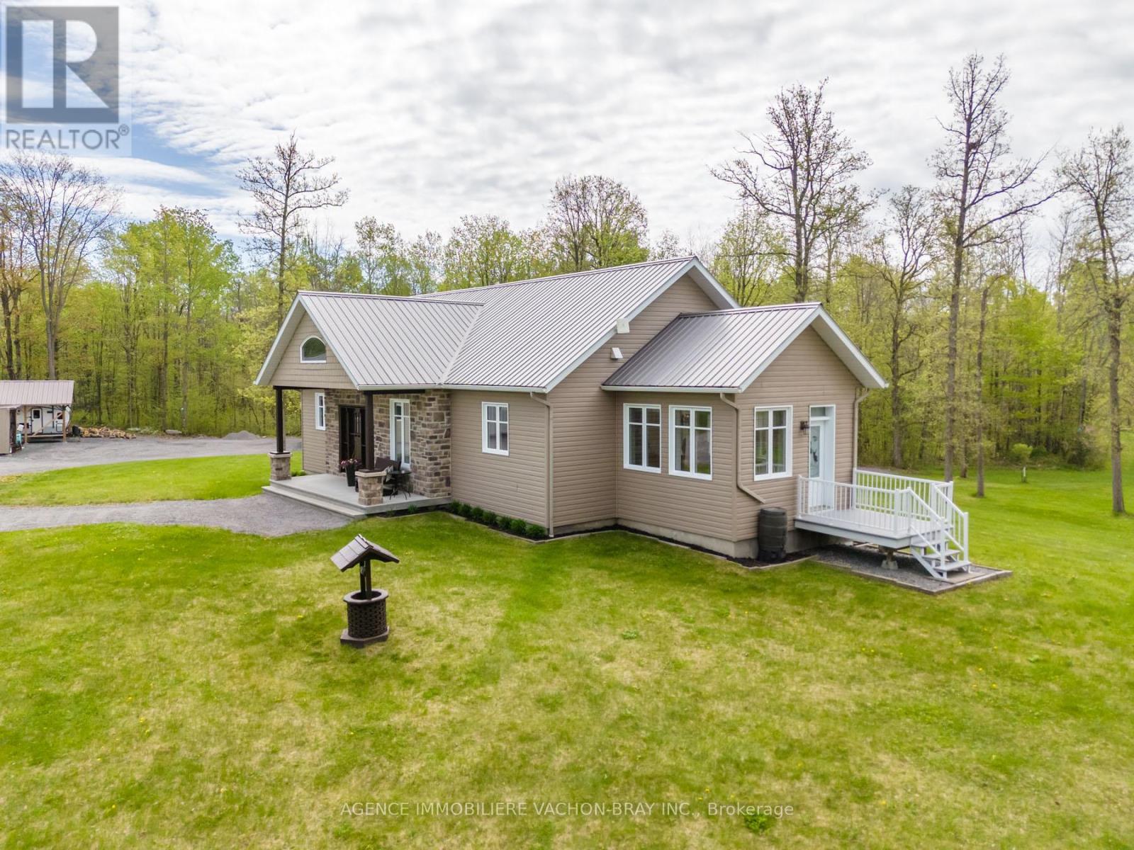 18668 Concession 2 Road, North Glengarry, Ontario  K0C 1B0 - Photo 25 - X12000227