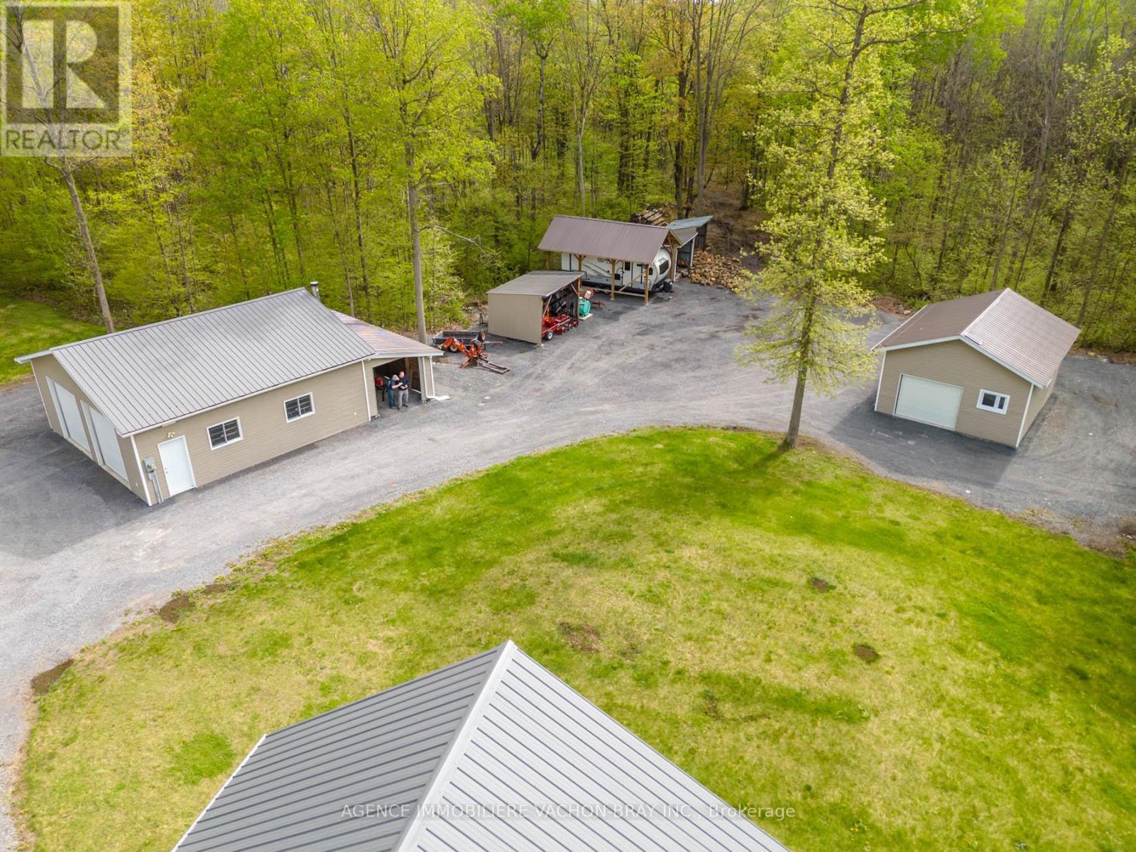18668 Concession 2 Road, North Glengarry, Ontario  K0C 1B0 - Photo 3 - X12000227