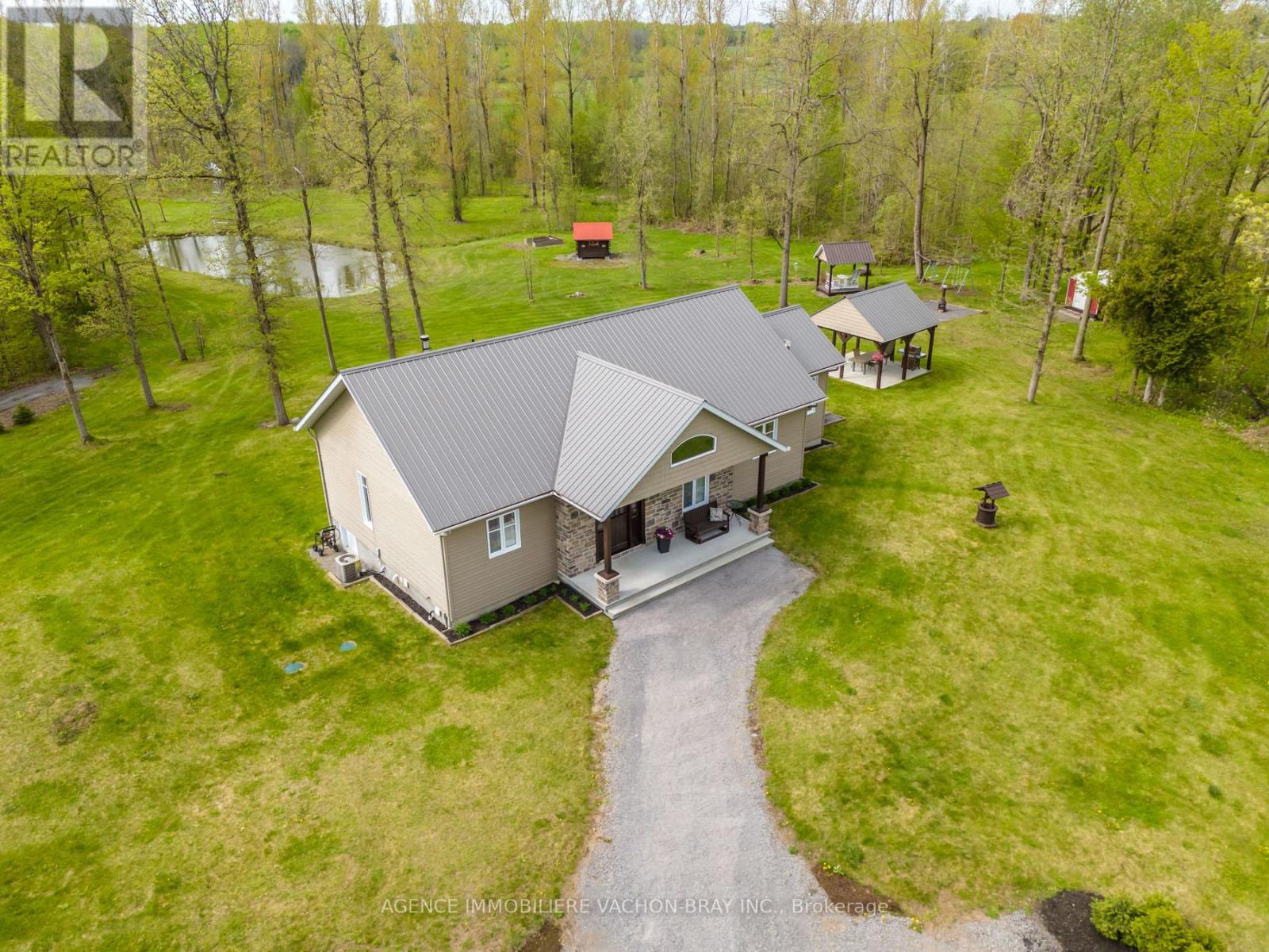 18668 Concession 2 Road, North Glengarry, Ontario  K0C 1B0 - Photo 4 - X12000227