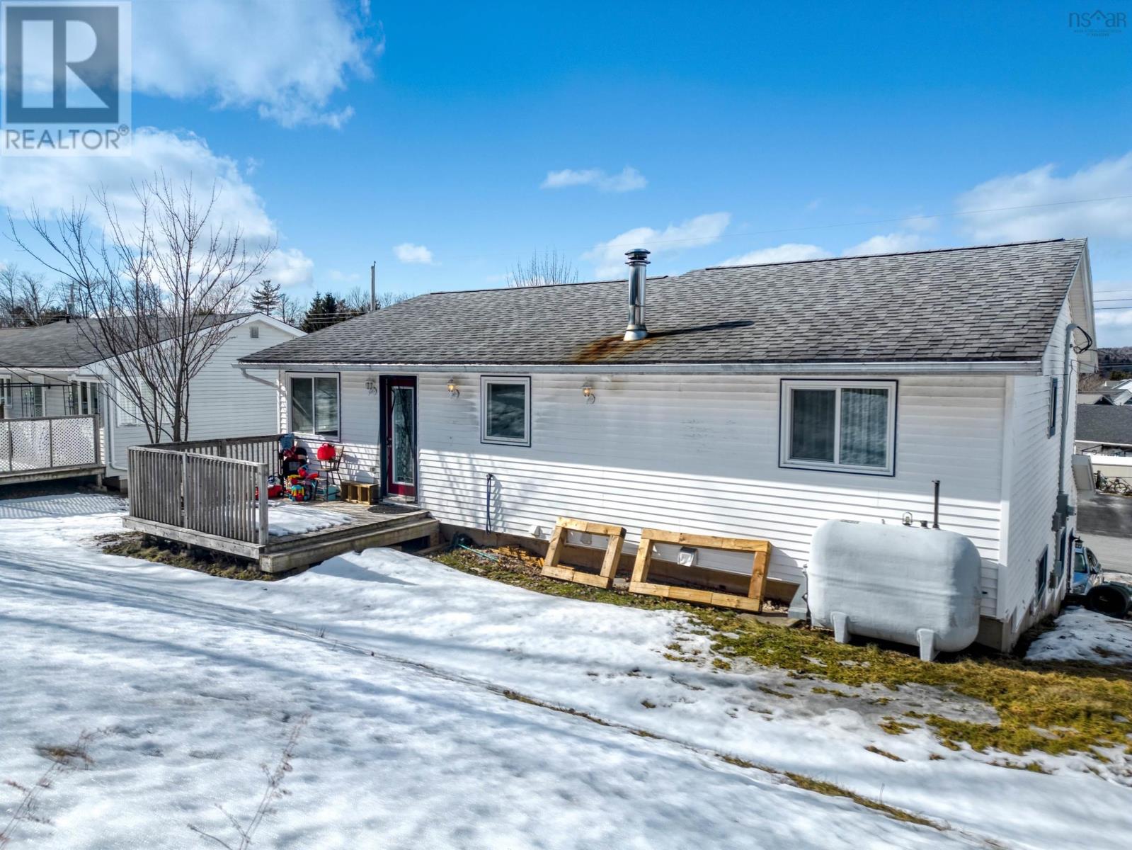 31 Yerevan Drive, Lower Sackville, Nova Scotia  B4C 4A9 - Photo 40 - 202504092