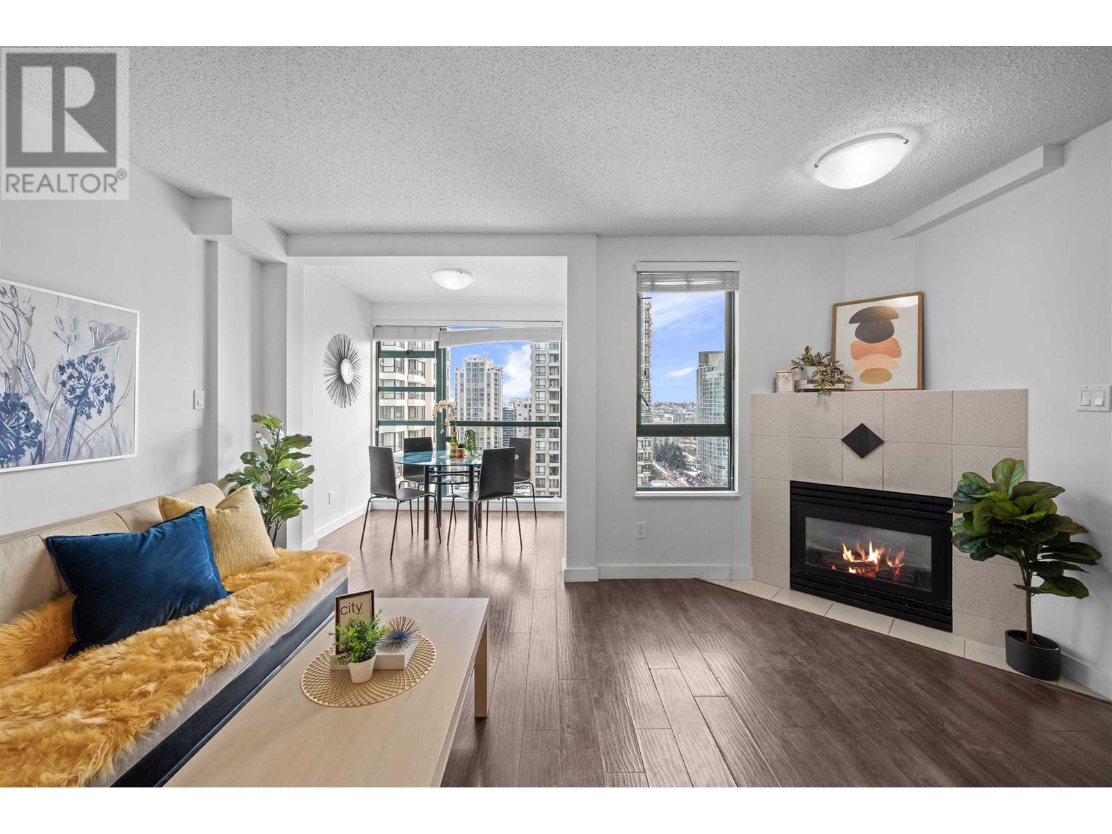 Listing Picture 3 of 23 : 2006 939 HOMER STREET, Vancouver / 溫哥華 - 魯藝地產 Yvonne Lu Group - MLS Medallion Club Member