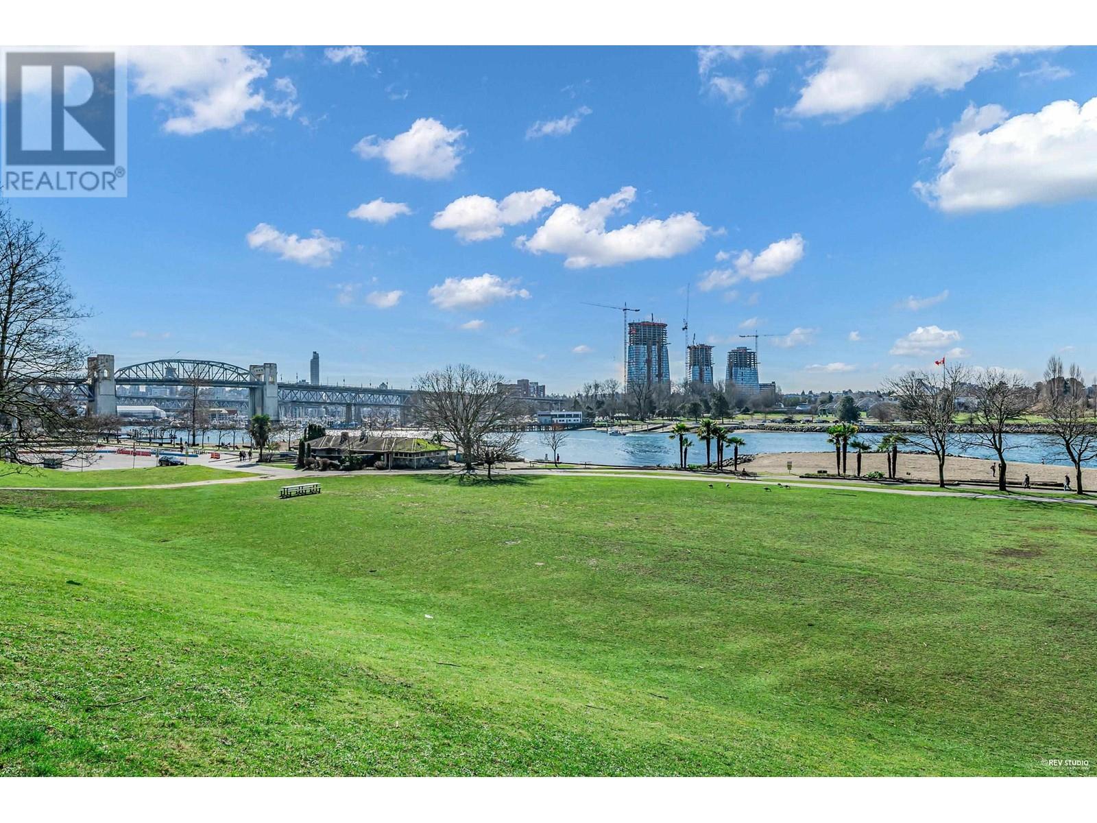601 1233 BEACH AVENUE, Vancouver, British Columbia