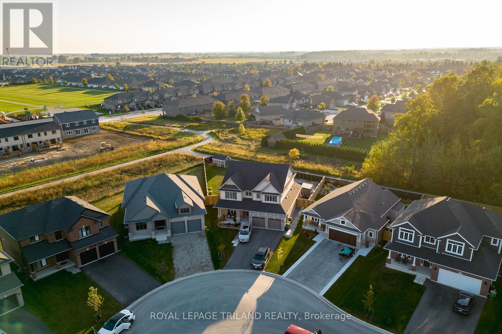 64 Acorn Trail, St. Thomas, Ontario  N5R 0H8 - Photo 4 - X12000301