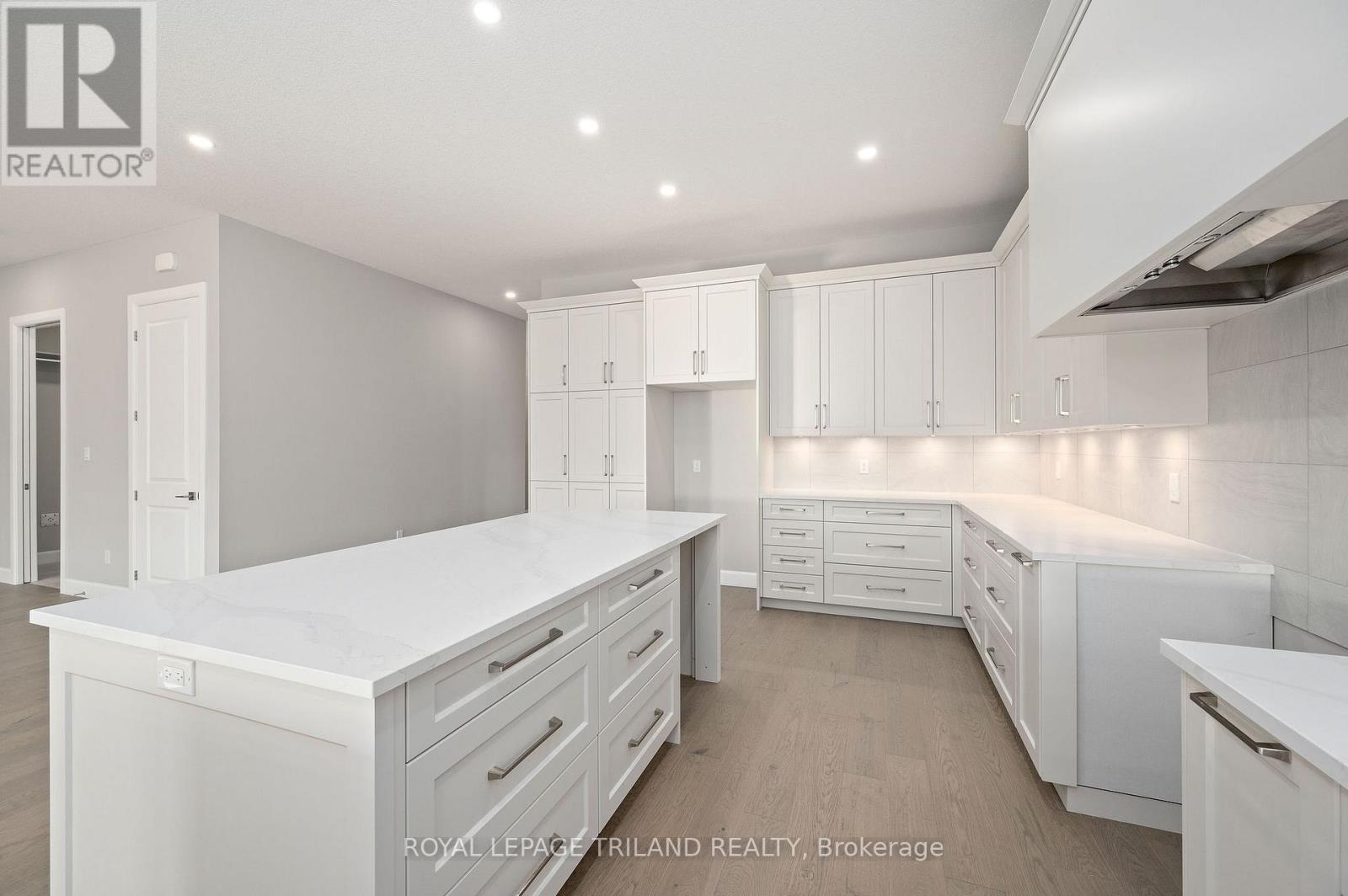 64 Acorn Trail, St. Thomas, Ontario  N5R 0H8 - Photo 9 - X12000301