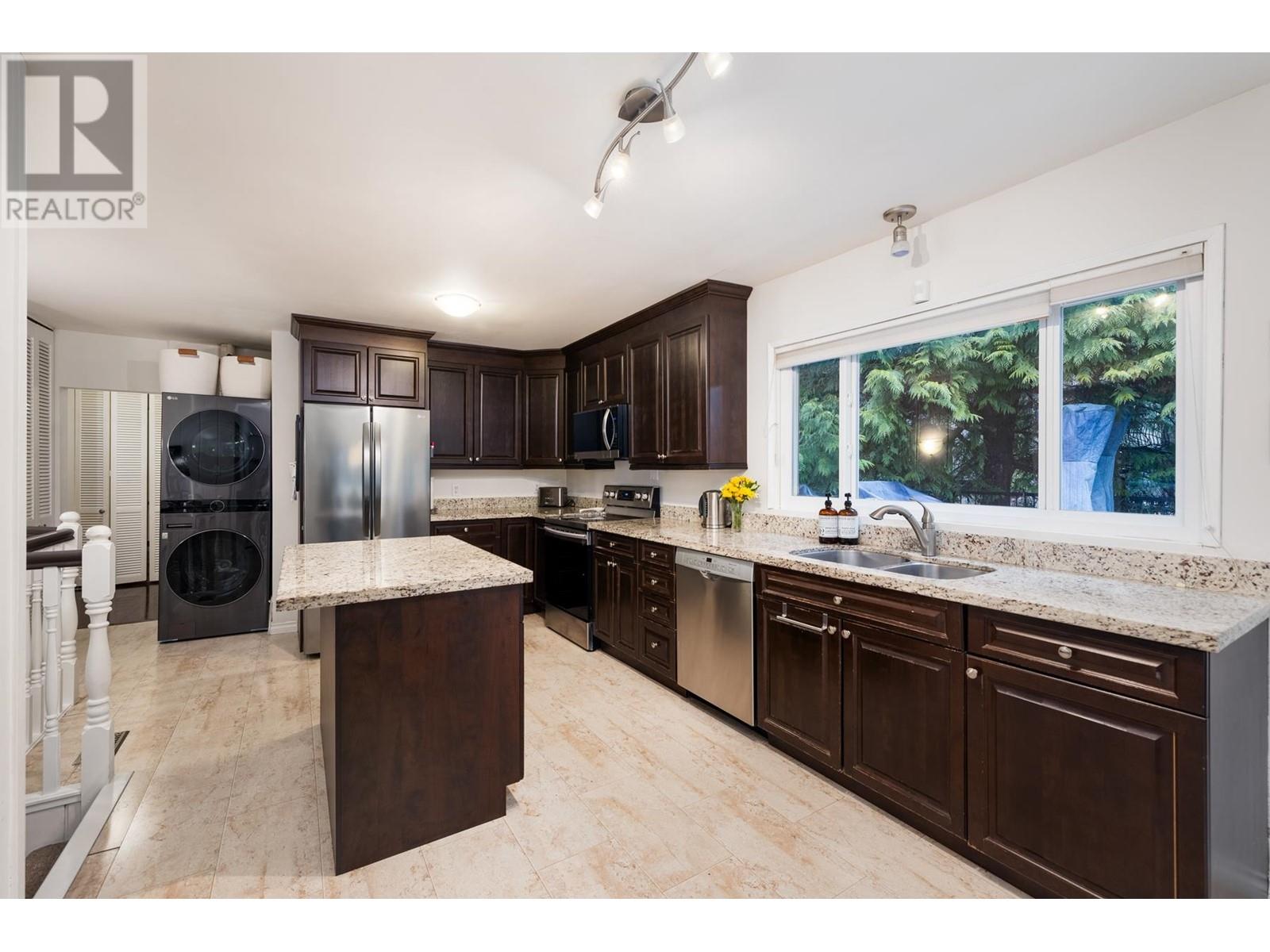 4233 Capilano Road, North Vancouver, British Columbia  V7R 4J6 - Photo 14 - R2969714