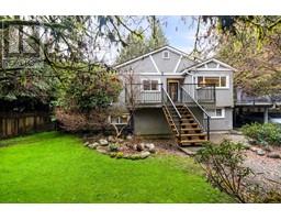 4233 CAPILANO ROAD, North Vancouver, British Columbia