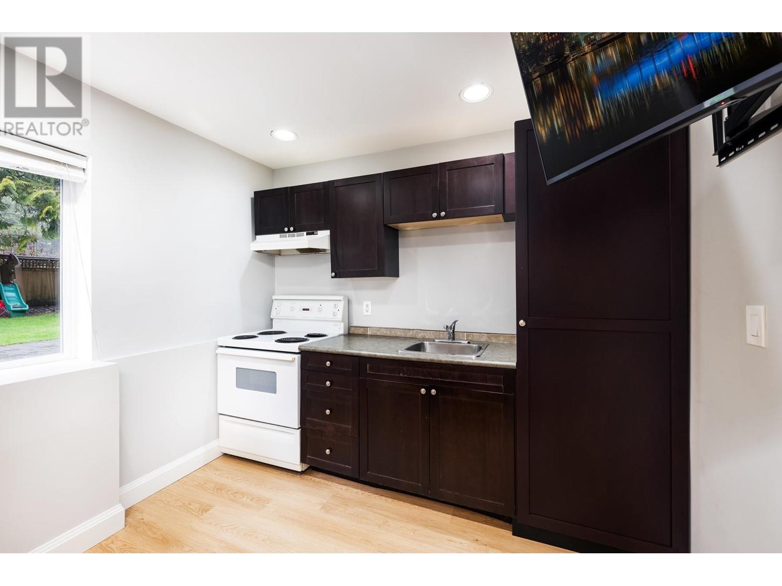 4233 Capilano Road, North Vancouver, British Columbia  V7R 4J6 - Photo 31 - R2969714