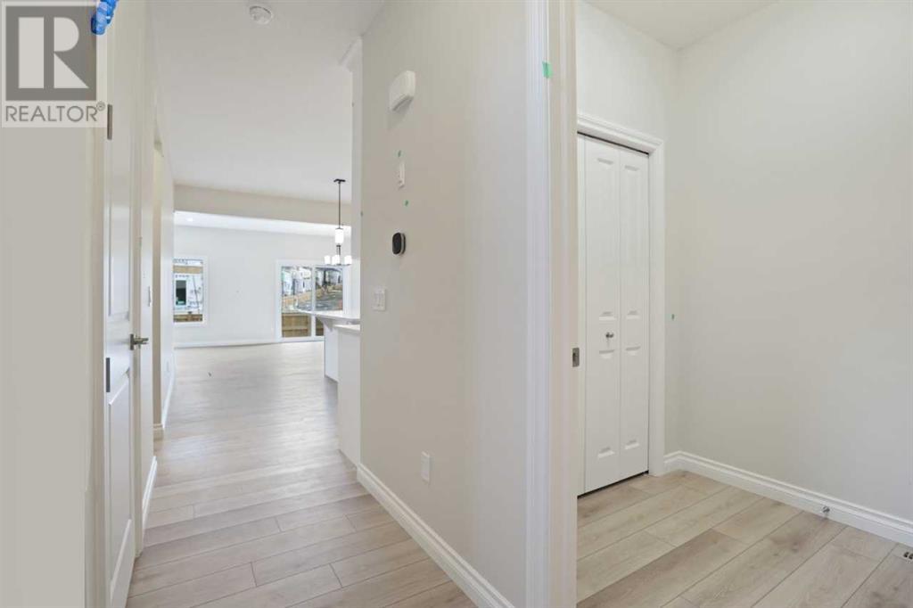 Property at 540 Buffaloberry Manor SE image 5