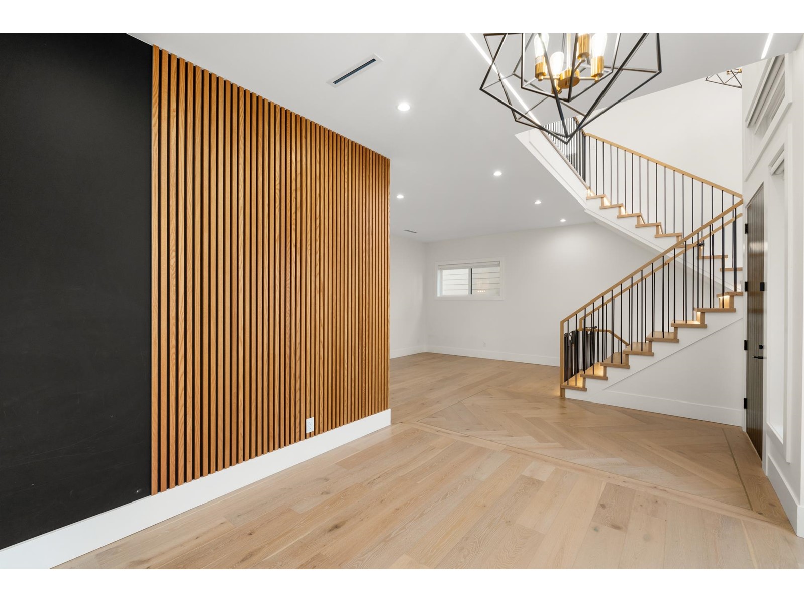 1267 160a Street, Surrey, British Columbia  V4A 7T7 - Photo 17 - R2973286