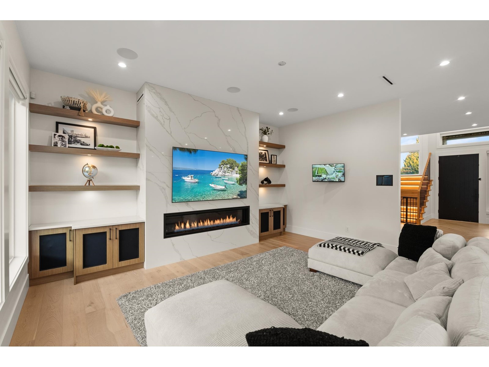 1267 160a Street, Surrey, British Columbia  V4A 7T7 - Photo 8 - R2973286
