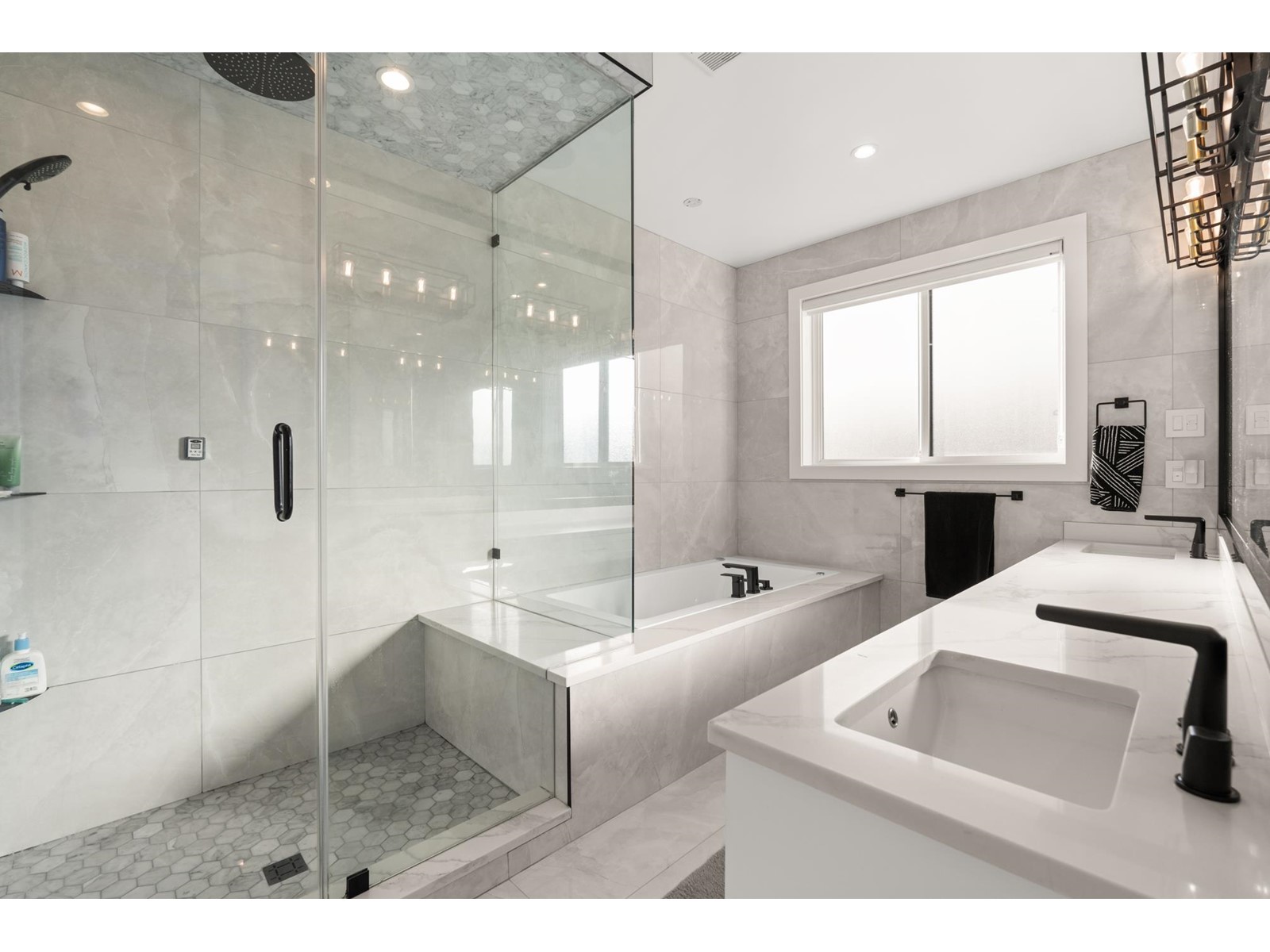 1267 160a Street, Surrey, British Columbia  V4A 7T7 - Photo 30 - R2973286