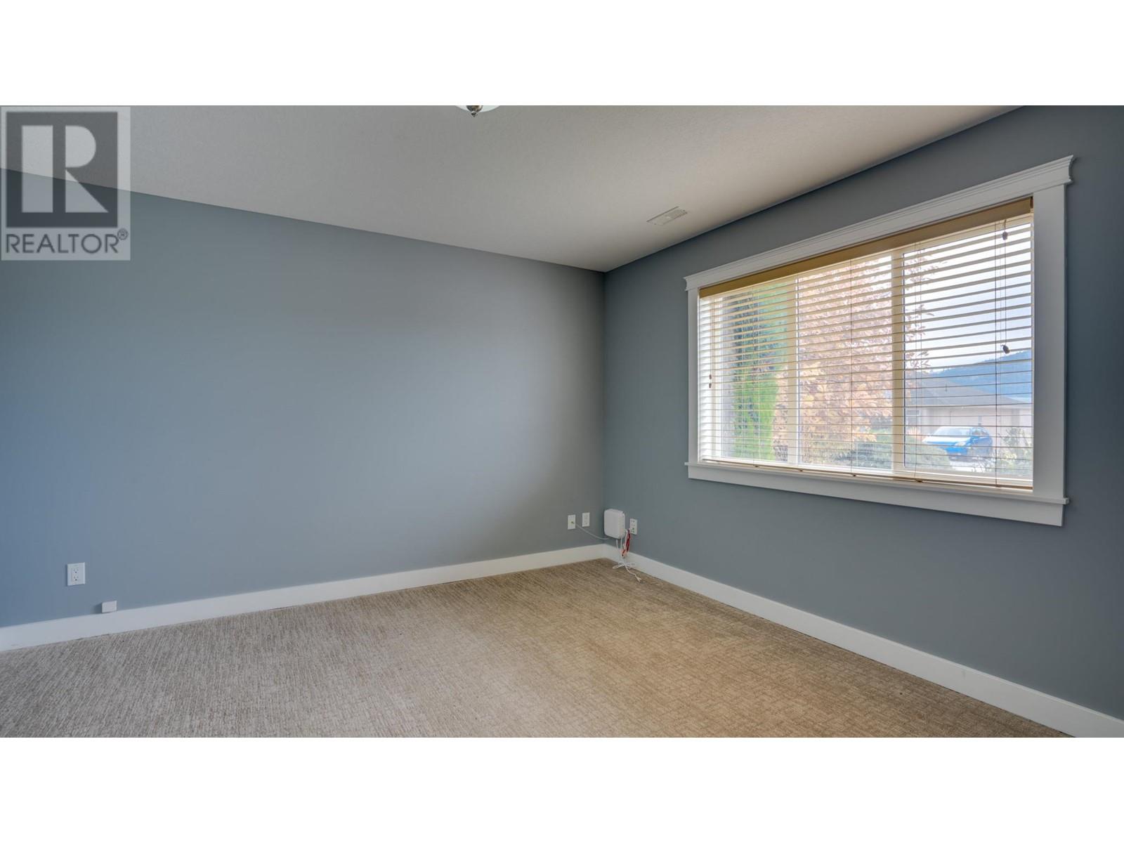 7104 Lakeridge Drive, Vernon, British Columbia  V1H 1P3 - Photo 9 - 10337418