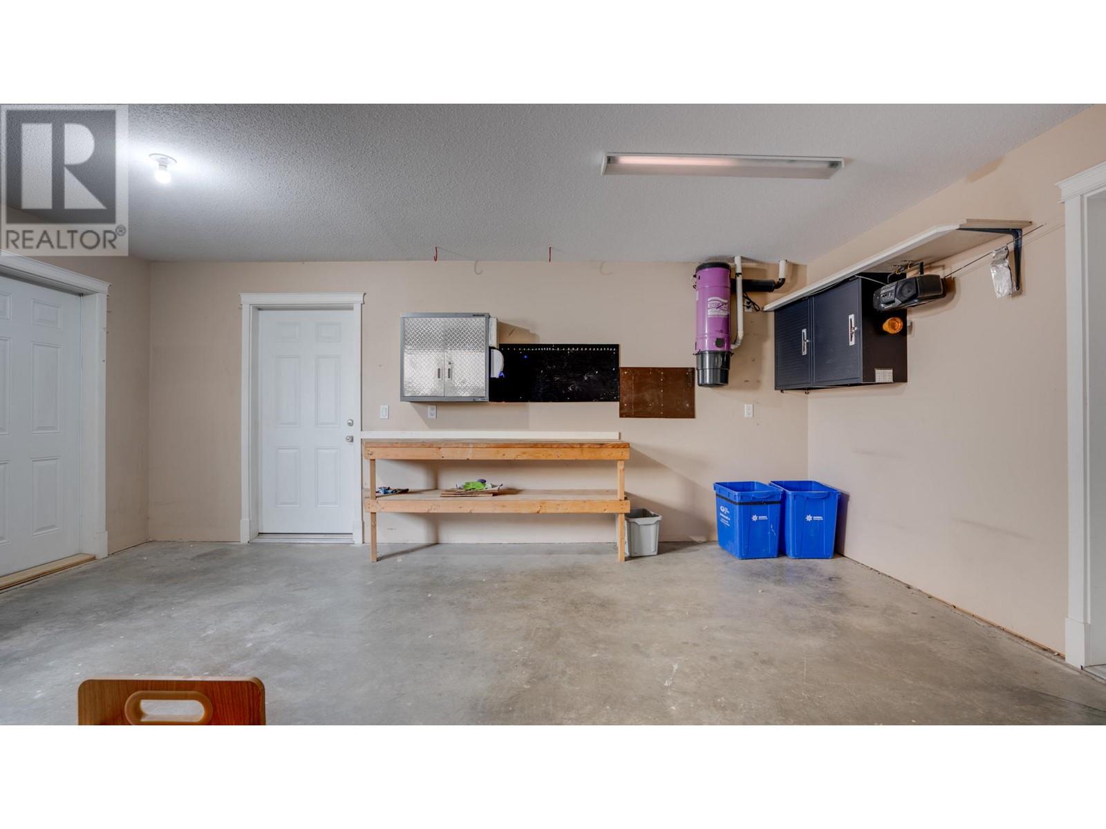 7104 Lakeridge Drive, Vernon, British Columbia  V1H 1P3 - Photo 27 - 10337418