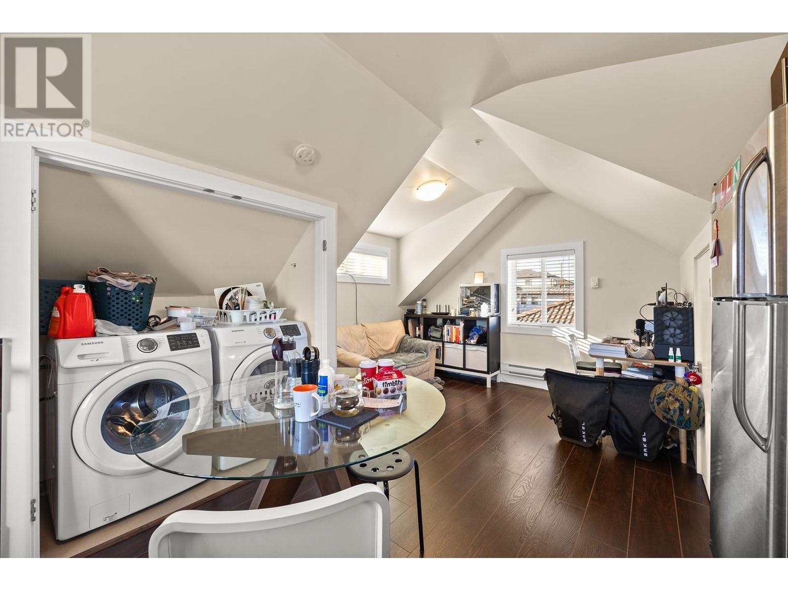 Listing Picture 33 of 37 : 273 E 58TH AVENUE, Vancouver / 溫哥華 - 魯藝地產 Yvonne Lu Group - MLS Medallion Club Member