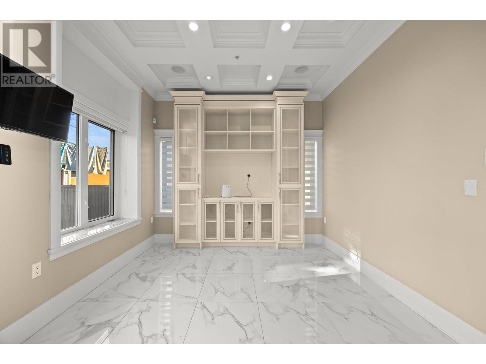 Listing Picture 11 of 37 : 273 E 58TH AVENUE, Vancouver / 溫哥華 - 魯藝地產 Yvonne Lu Group - MLS Medallion Club Member