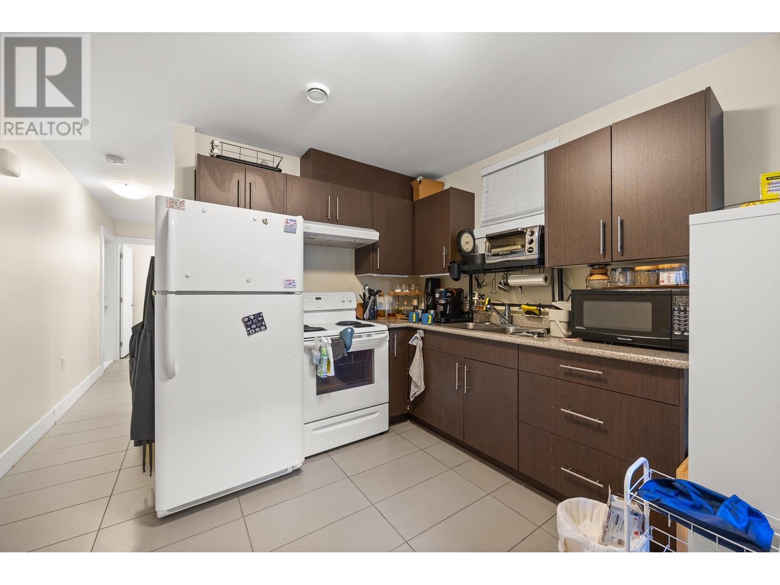 Listing Picture 28 of 37 : 273 E 58TH AVENUE, Vancouver / 溫哥華 - 魯藝地產 Yvonne Lu Group - MLS Medallion Club Member