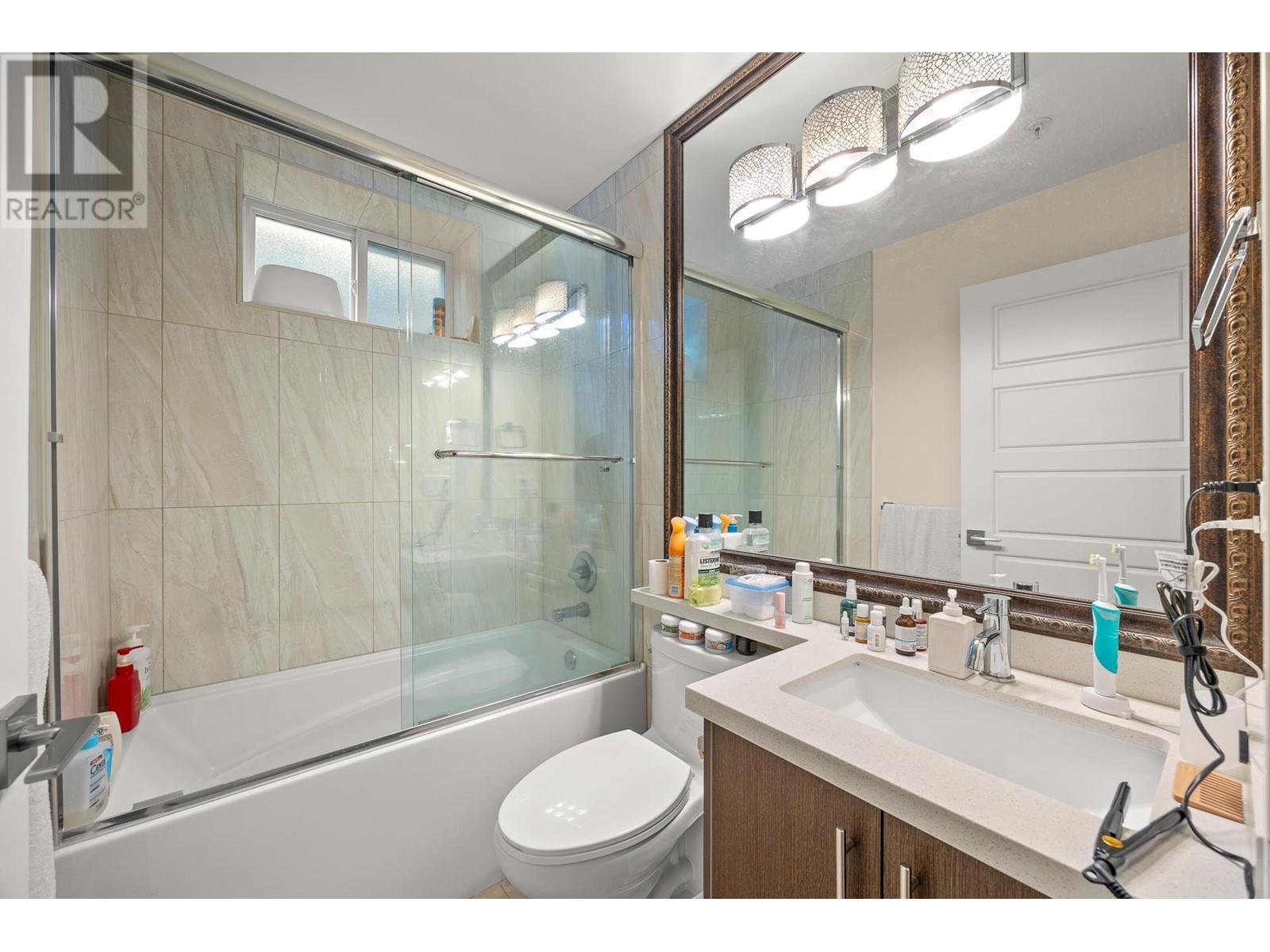 Listing Picture 25 of 37 : 273 E 58TH AVENUE, Vancouver / 溫哥華 - 魯藝地產 Yvonne Lu Group - MLS Medallion Club Member