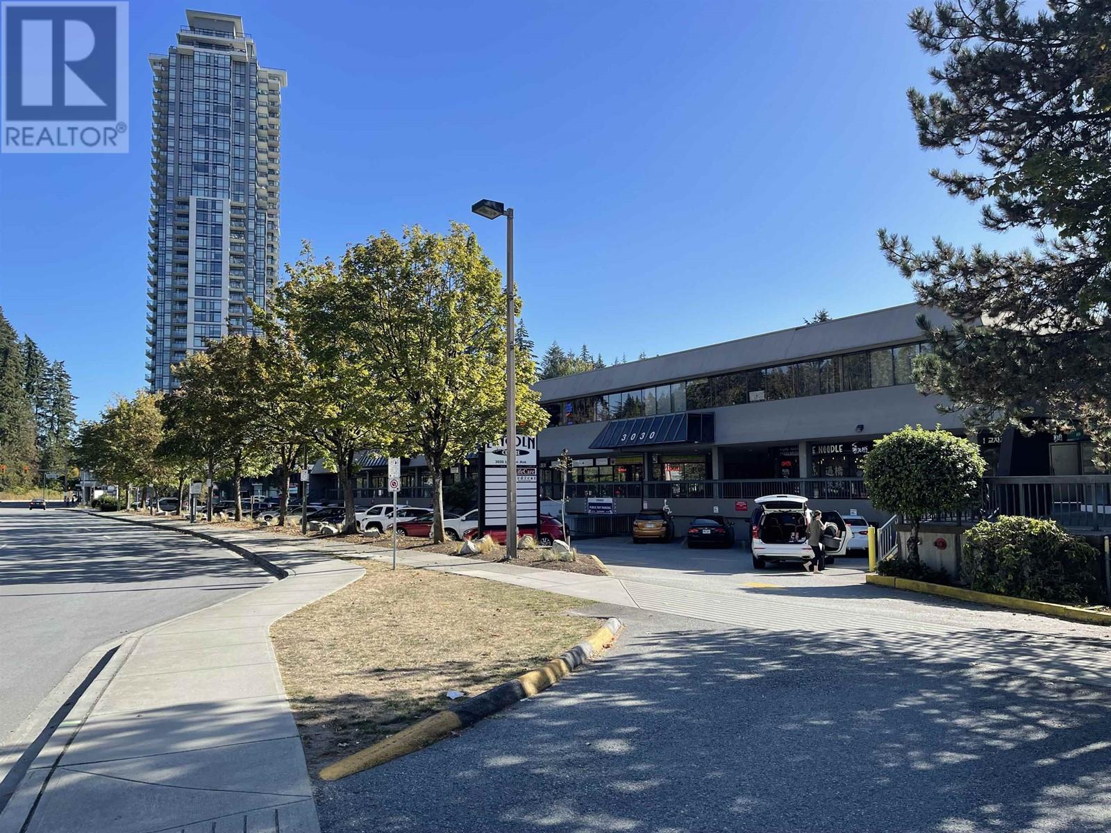 125 & 125A 3030 LINCOLN AVENUE, Coquitlam, British Columbia
