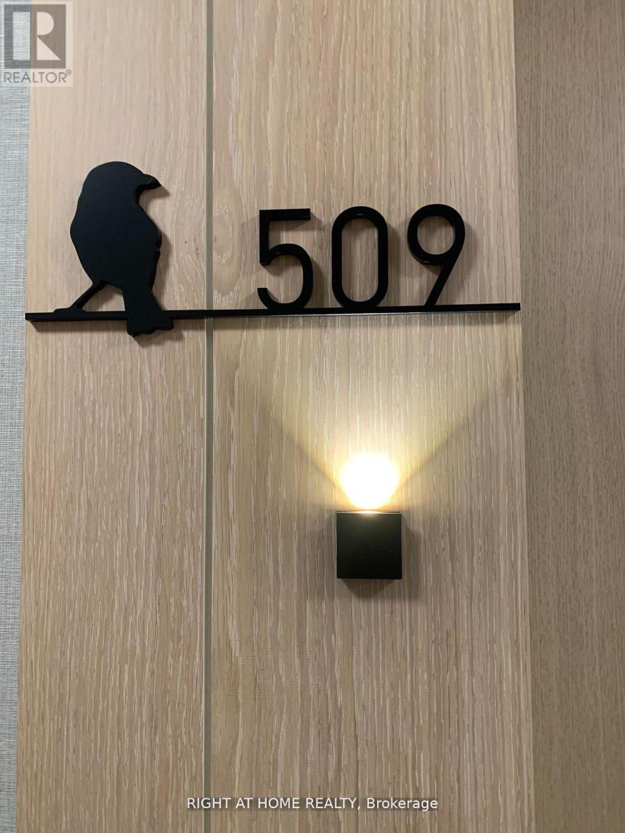 Property at 509 - 60 GEORGE BUTCHART DRIVE image 3
