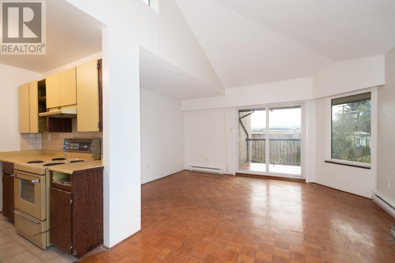 Listing Picture 10 of 40 : 302 2355 TRINITY STREET, Vancouver / 溫哥華 - 魯藝地產 Yvonne Lu Group - MLS Medallion Club Member