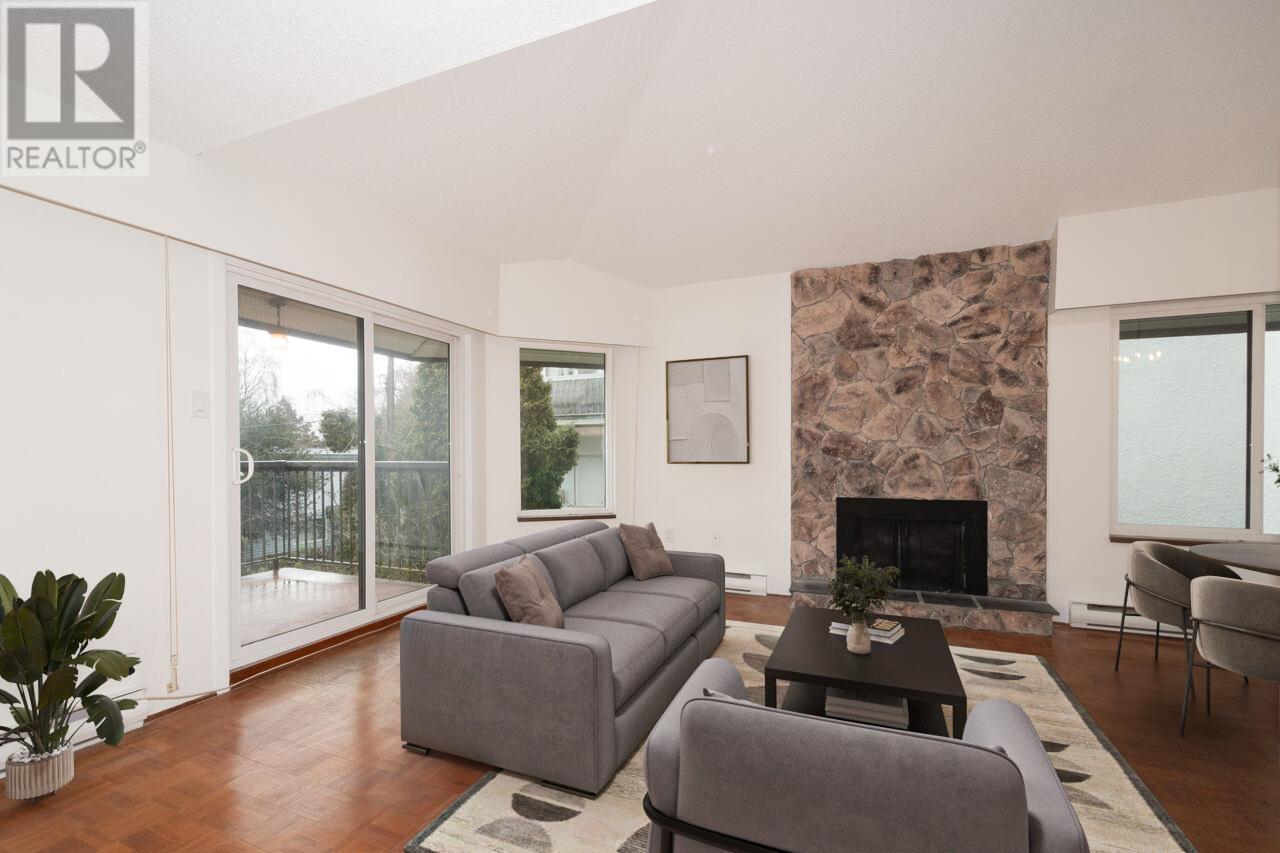 Listing Picture 3 of 40 : 302 2355 TRINITY STREET, Vancouver / 溫哥華 - 魯藝地產 Yvonne Lu Group - MLS Medallion Club Member