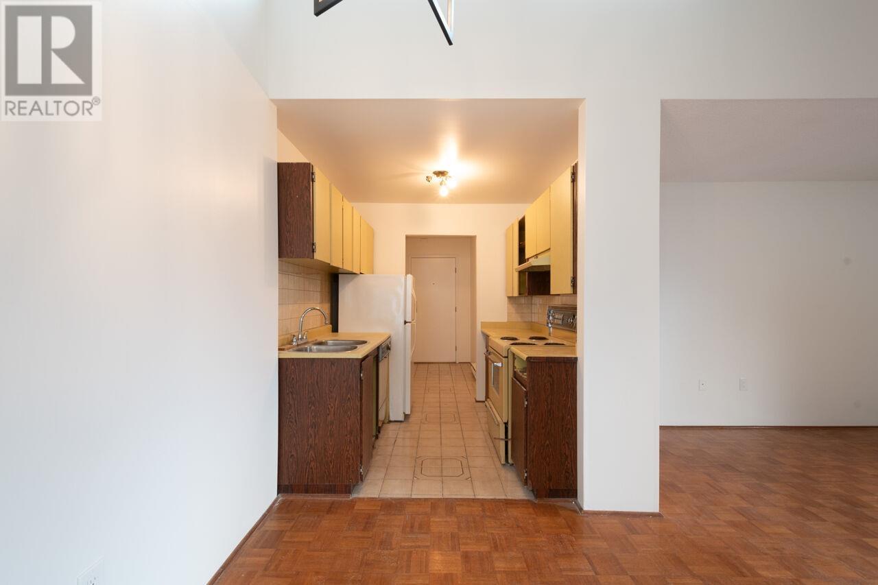 Listing Picture 29 of 40 : 302 2355 TRINITY STREET, Vancouver / 溫哥華 - 魯藝地產 Yvonne Lu Group - MLS Medallion Club Member