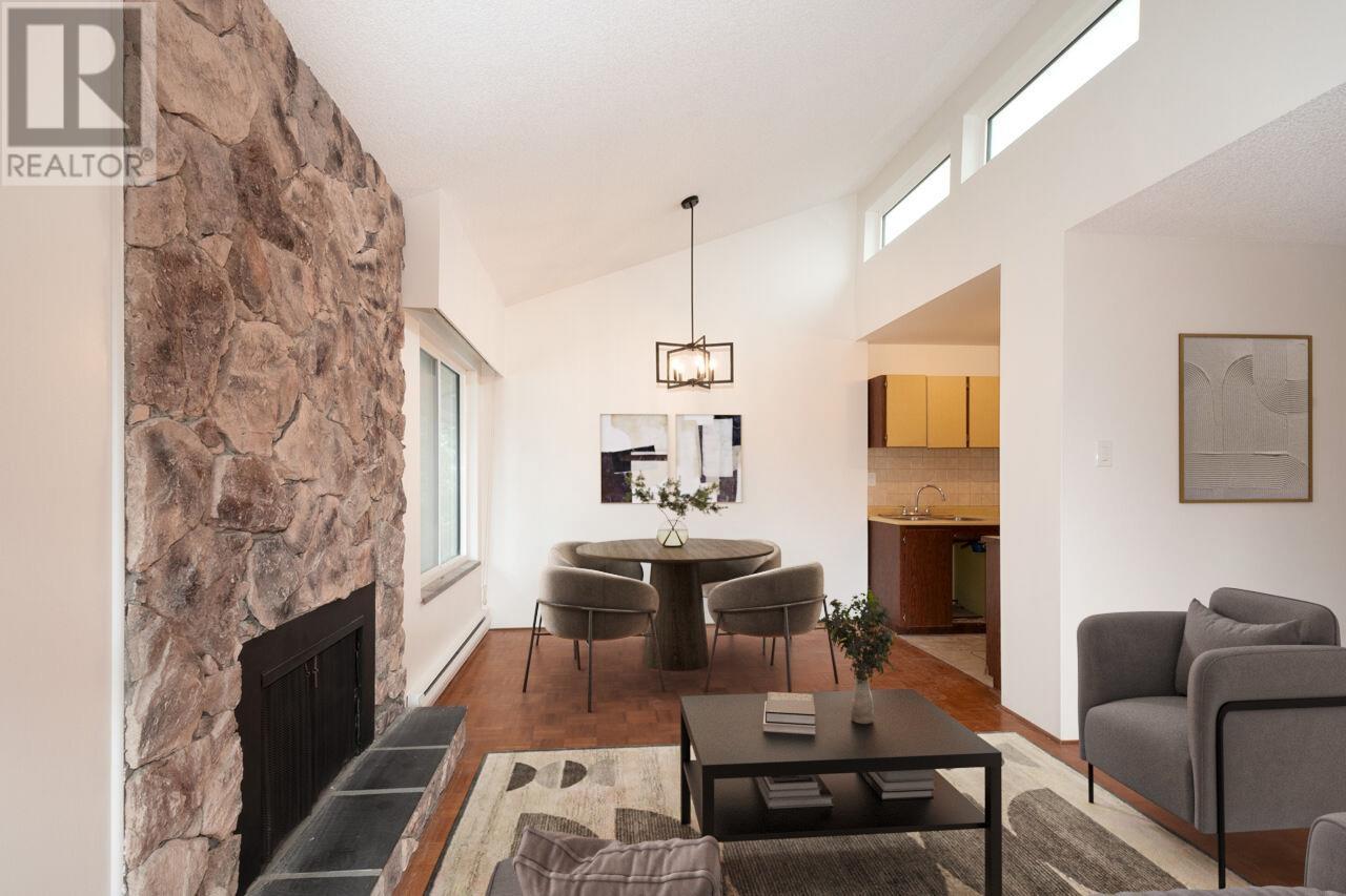 Listing Picture 5 of 40 : 302 2355 TRINITY STREET, Vancouver / 溫哥華 - 魯藝地產 Yvonne Lu Group - MLS Medallion Club Member