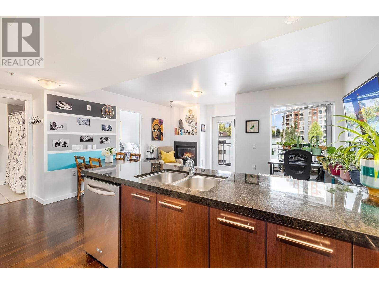 207 1288 Chesterfield Avenue, North Vancouver, British Columbia  V7M 0B1 - Photo 13 - R2973326