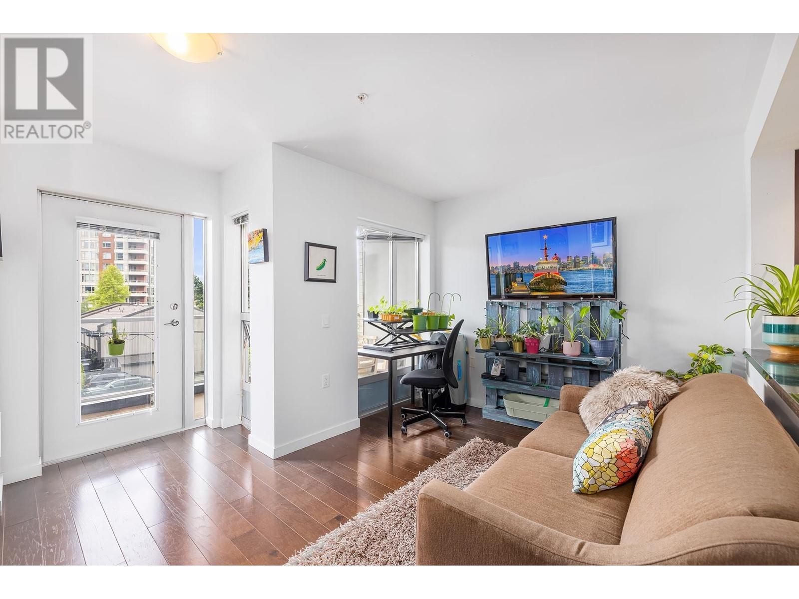 207 1288 Chesterfield Avenue, North Vancouver, British Columbia  V7M 0B1 - Photo 5 - R2973326