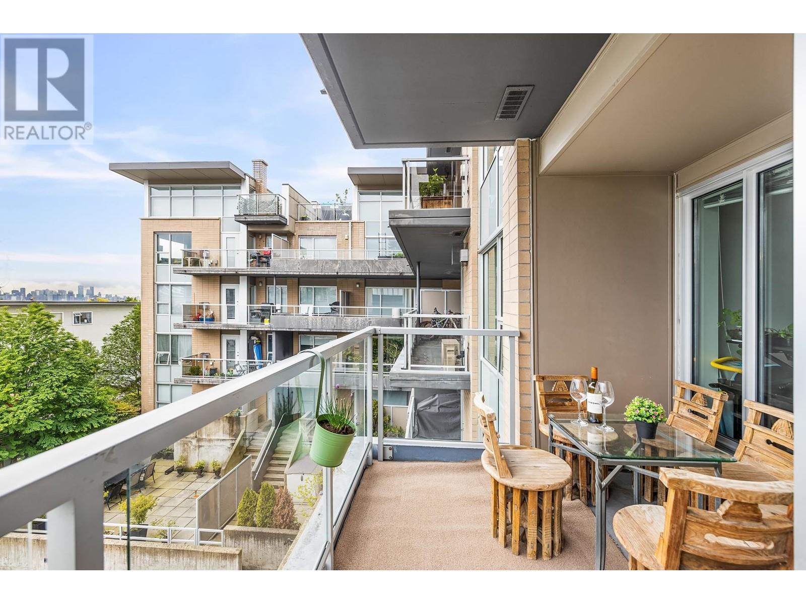207 1288 Chesterfield Avenue, North Vancouver, British Columbia  V7M 0B1 - Photo 6 - R2973326
