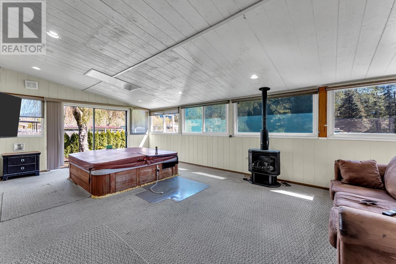 41520 Brennan Road, Squamish, British Columbia  V0N 3G0 - Photo 13 - R2973357