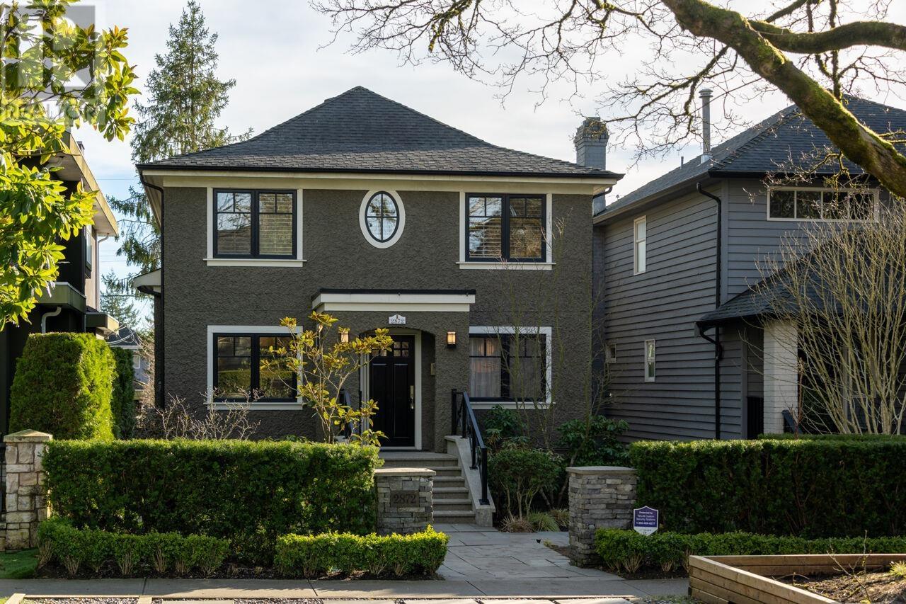 Property at 2872 W 34 AVENUE image 1