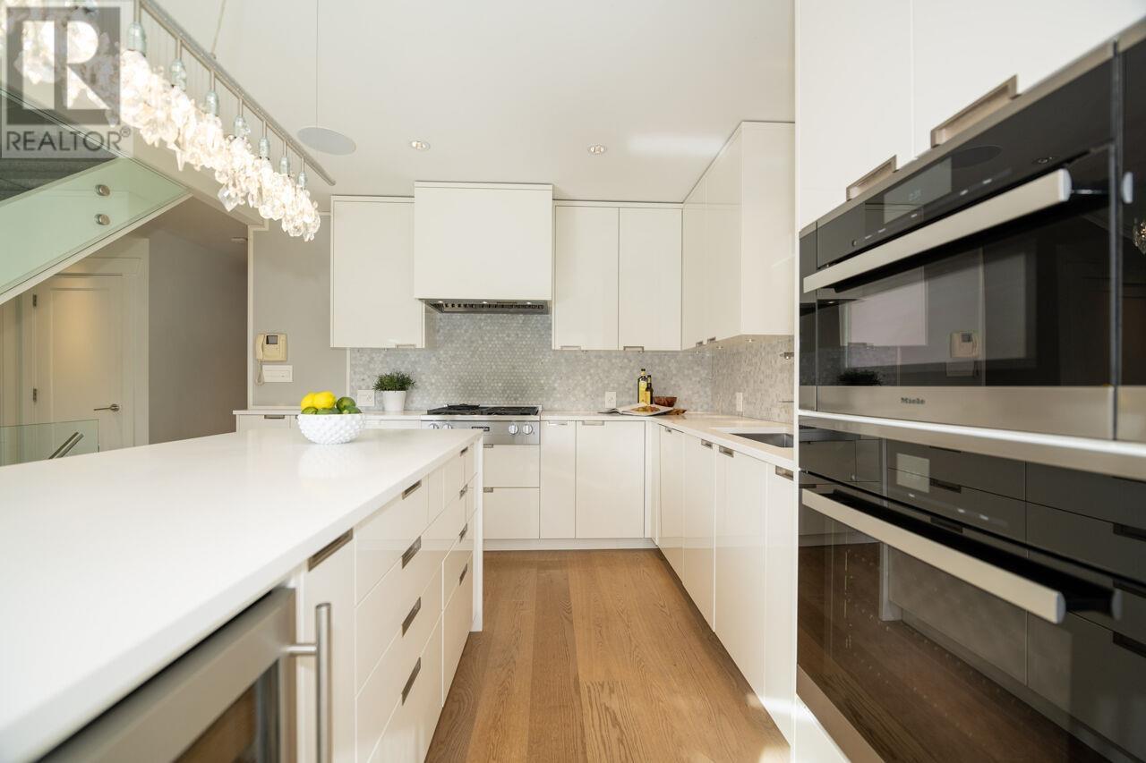 2872 W 34 Avenue, Vancouver, British Columbia  V6N 2J6 - Photo 11 - R2973386