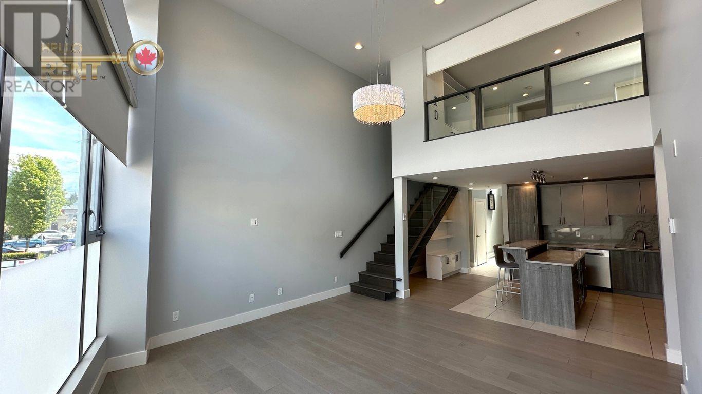 102 1525 Bellevue Avenue, West Vancouver, British Columbia  V7V 1A6 - Photo 3 - R2973367