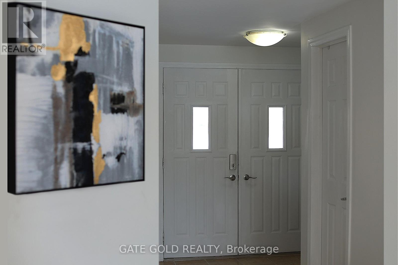 Property at 9 HARROGATE COURT image 2