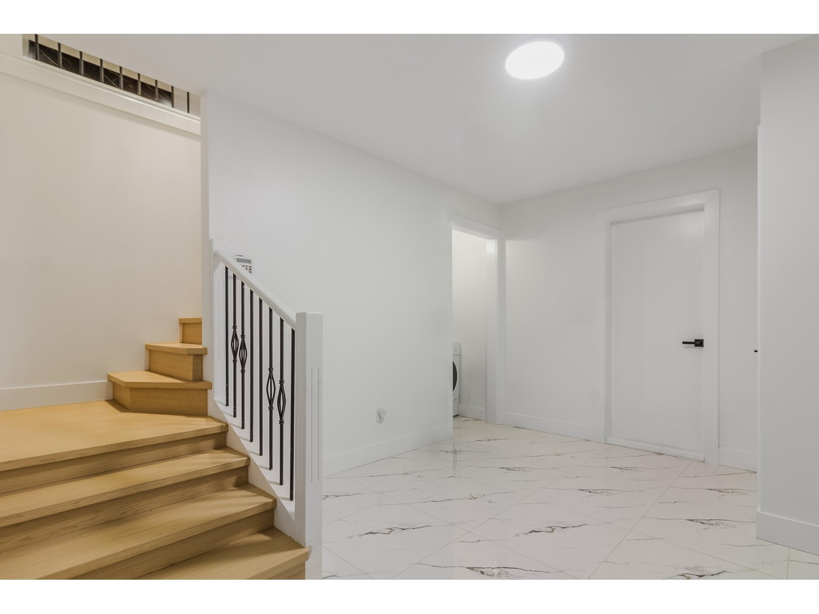Property at 3665 PERTH STREET image 3