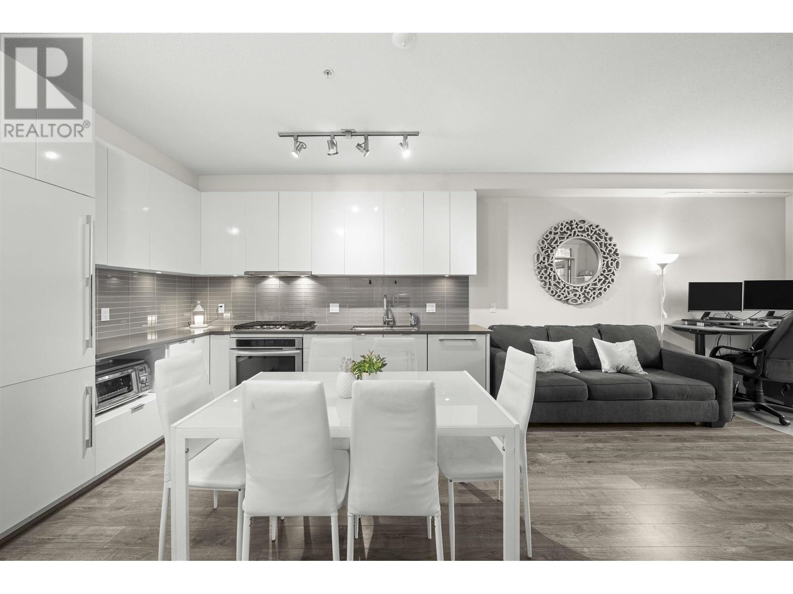 Listing Picture 7 of 25 : 321 9399 ALEXANDRA ROAD, Richmond / 烈治文 - 魯藝地產 Yvonne Lu Group - MLS Medallion Club Member