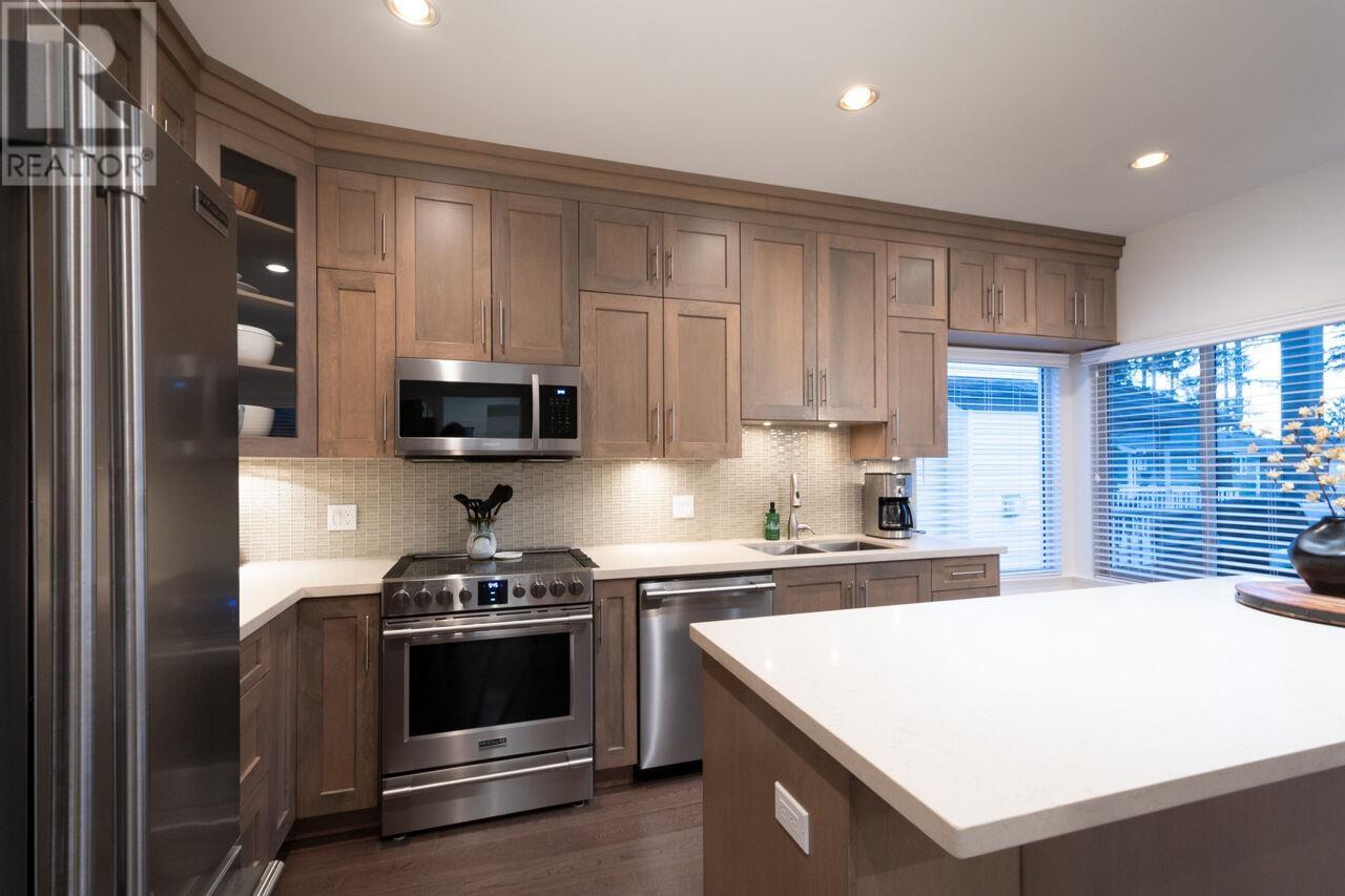 3282 Wellington Court, Coquitlam, British Columbia  V3B 7X2 - Photo 15 - R2972860
