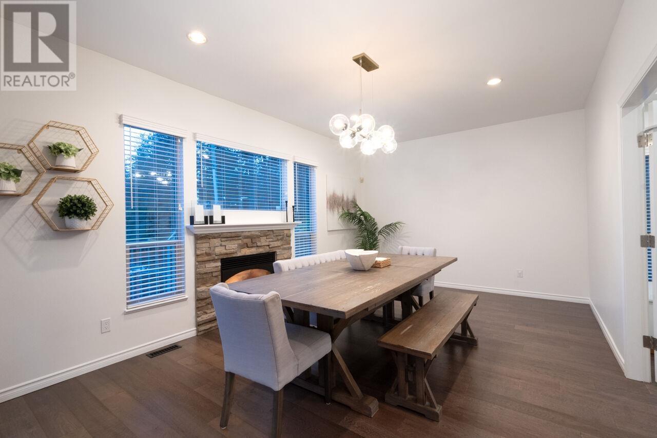 3282 Wellington Court, Coquitlam, British Columbia  V3B 7X2 - Photo 9 - R2972860