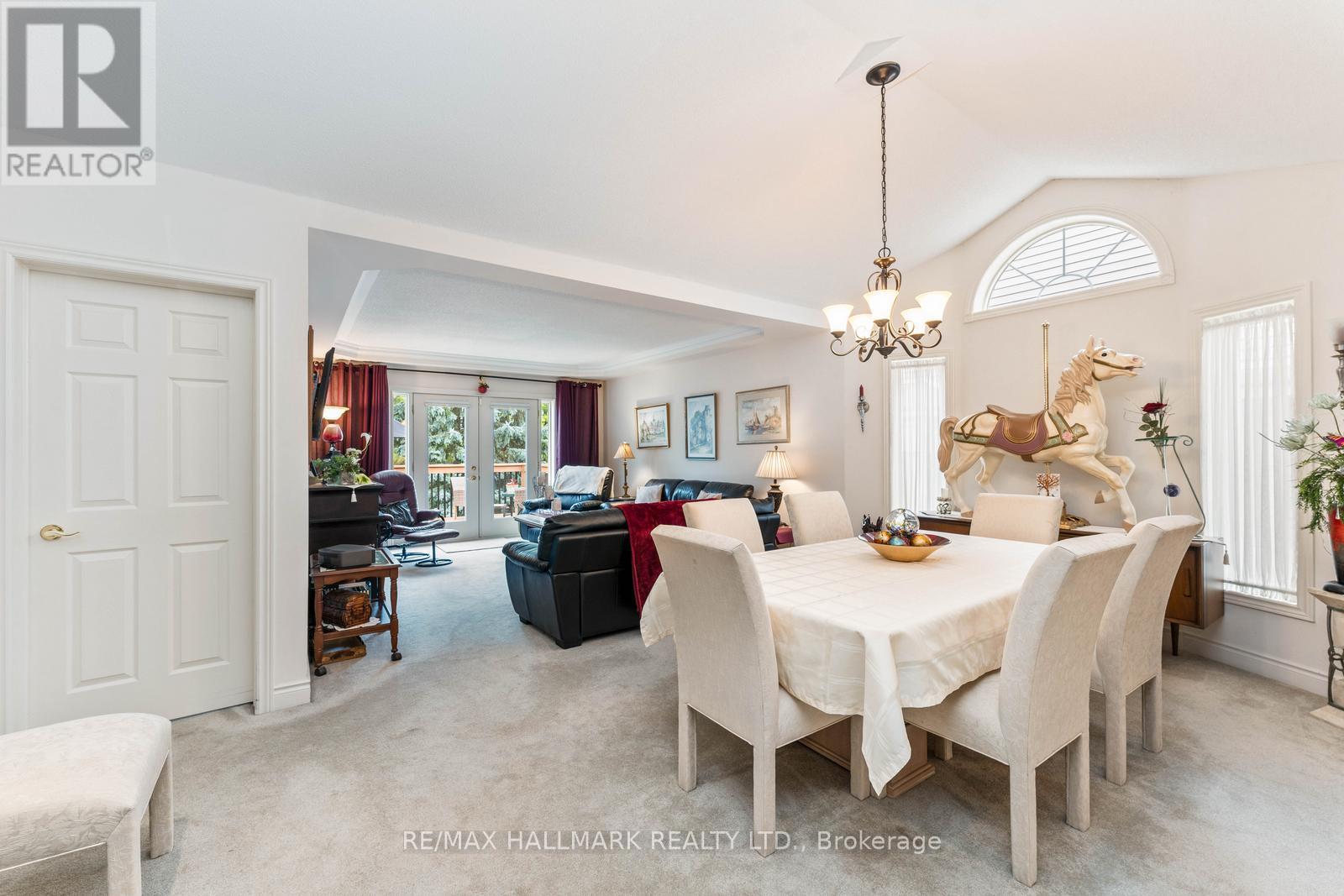 113 Sunset Boulevard, New Tecumseth, Ontario  L9R 2G9 - Photo 8 - N12000351