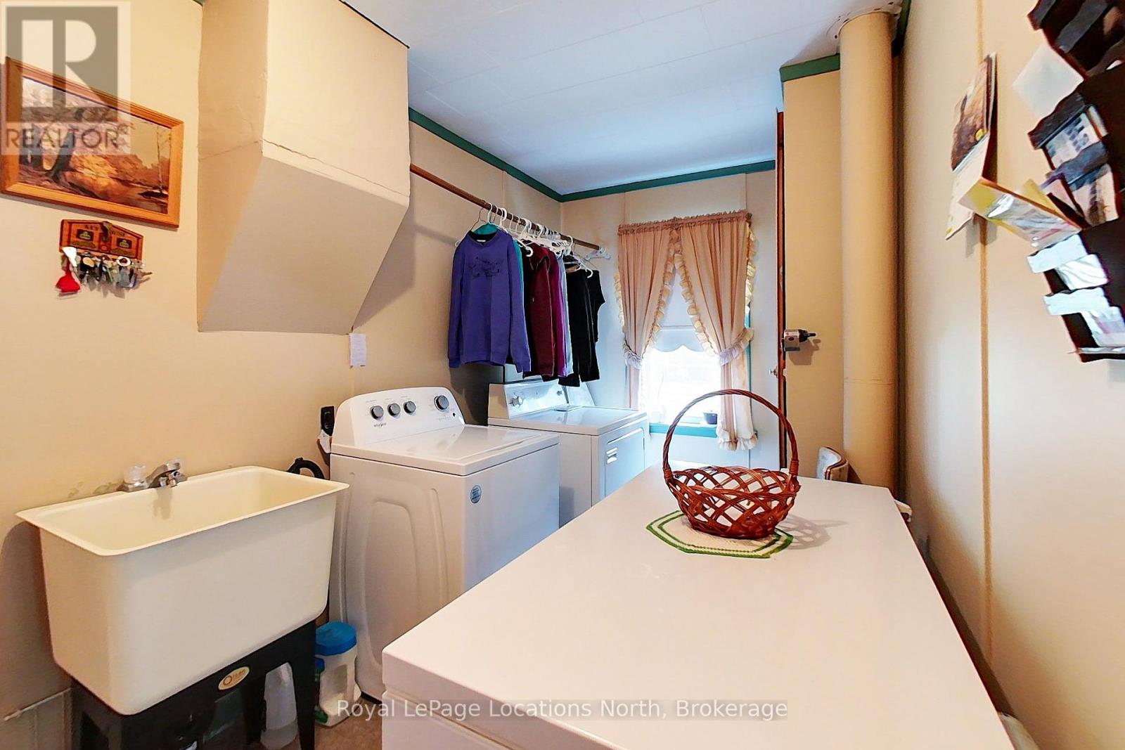 210 Cherry Street, Clearview, Ontario  L0M 1S0 - Photo 33 - S12000537