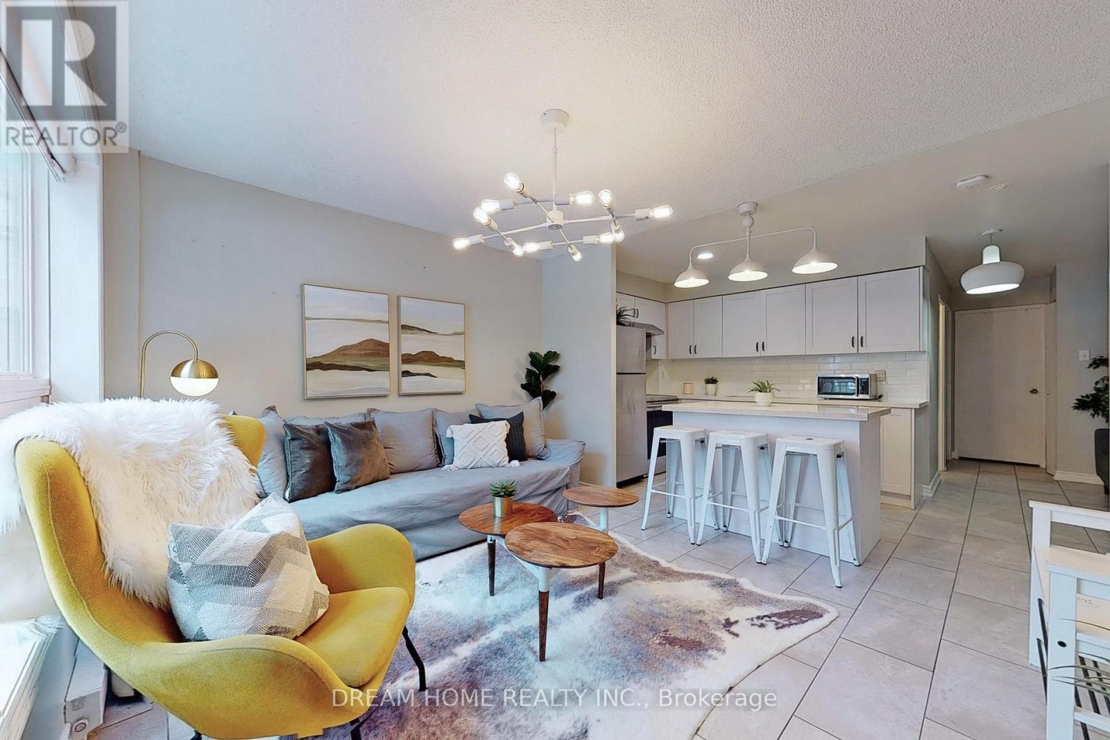 Apt B - 61 Cameron Street, Toronto, Ontario  M5T 2H1 - Photo 4 - C12000496