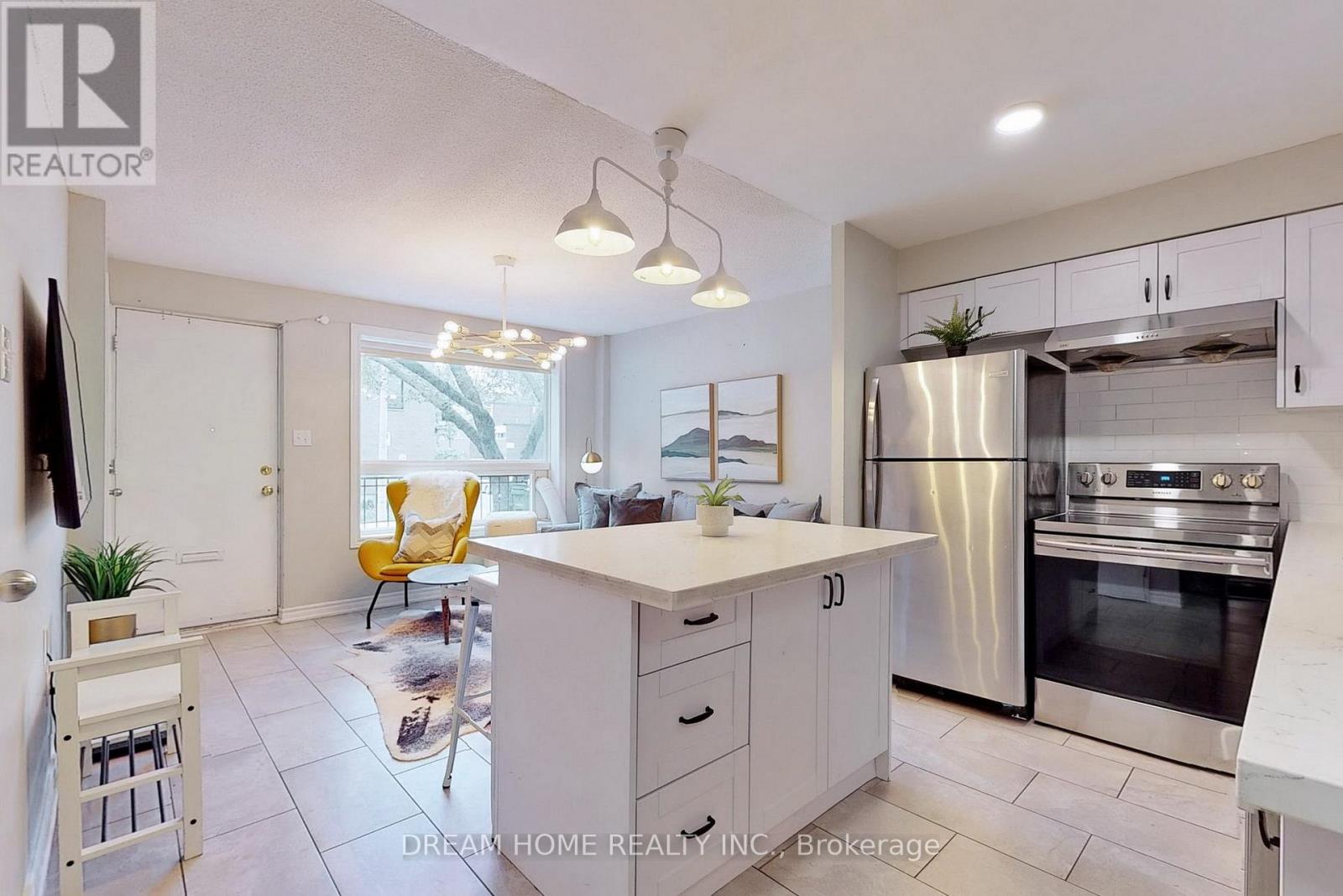 Apt B - 61 Cameron Street, Toronto, Ontario  M5T 2H1 - Photo 7 - C12000496