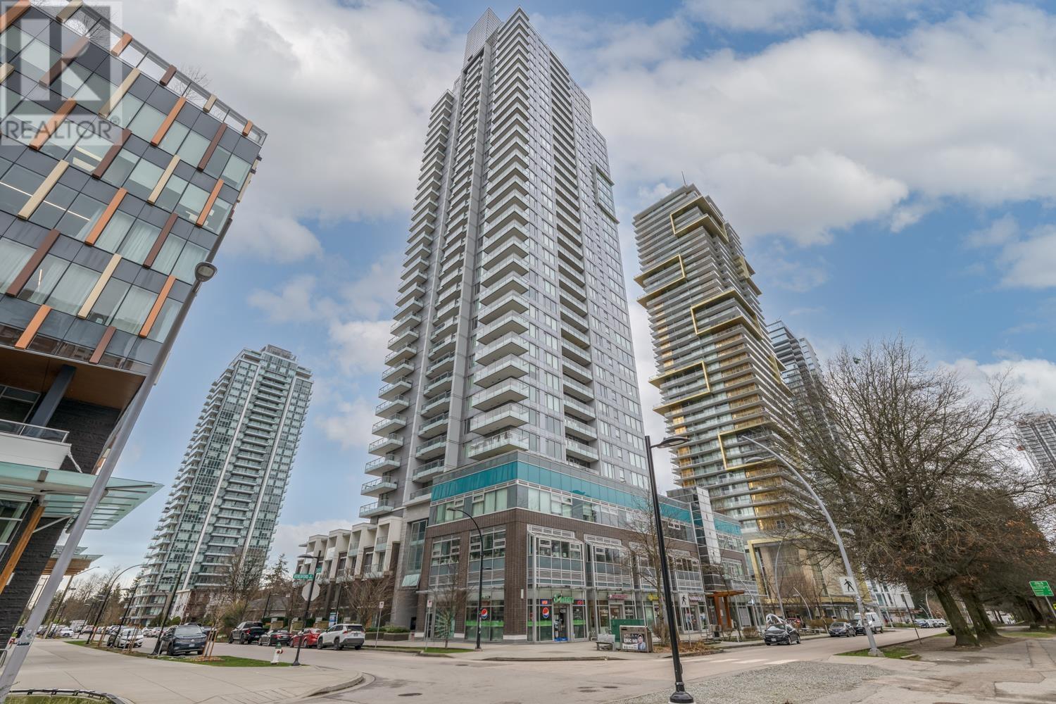 908 6333 Silver Avenue, Burnaby, British Columbia  V5H 0C3 - Photo 1 - R2971434