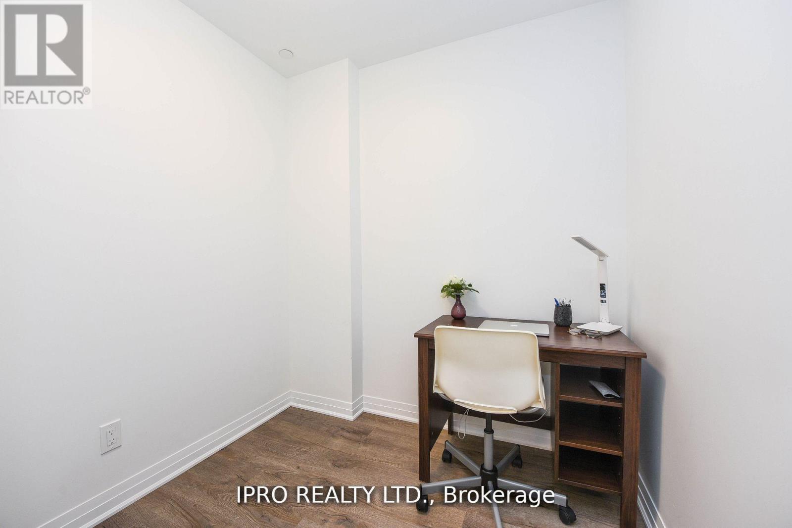 004 - 95 Dundas Street, Oakville, Ontario  L6M 5N4 - Photo 18 - W12000477