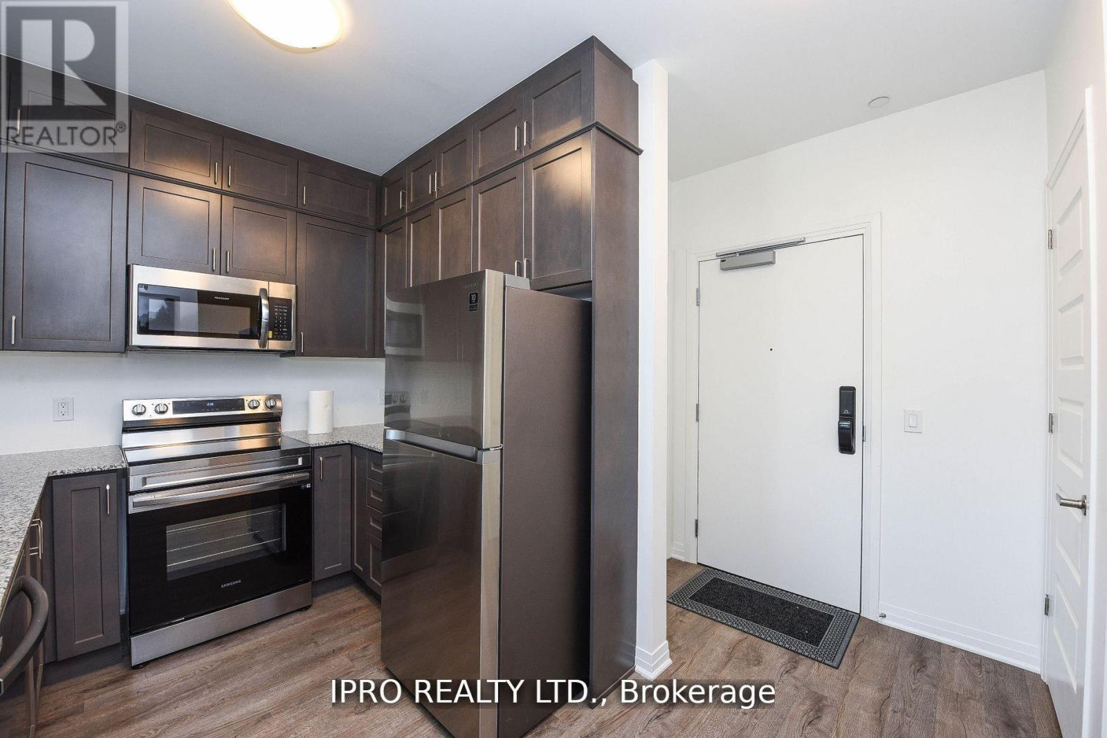 004 - 95 Dundas Street, Oakville, Ontario  L6M 5N4 - Photo 4 - W12000477