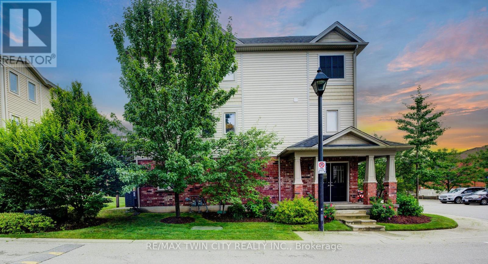 Property at 79 - 750 LAWRENCE STREET image 4
