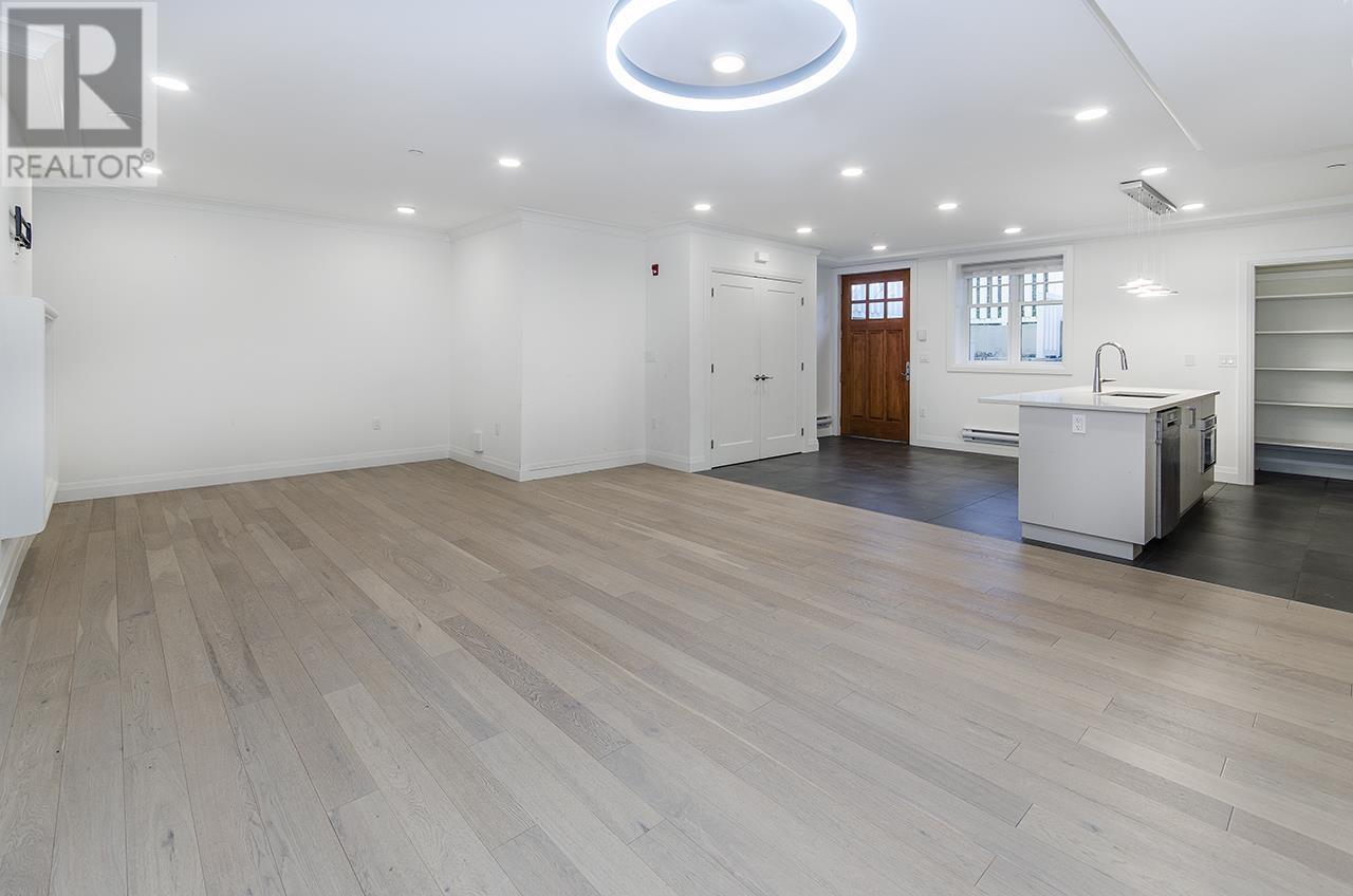 Listing Picture 13 of 26 : 1805 STEPHENS STREET, Vancouver / 溫哥華 - 魯藝地產 Yvonne Lu Group - MLS Medallion Club Member